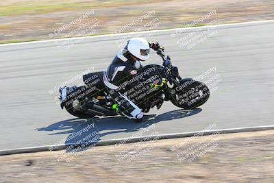 media/Feb-05-2023-Classic Track Day (Sun) [[c35aca4a42]]/Group 2/session 1 turn 9/